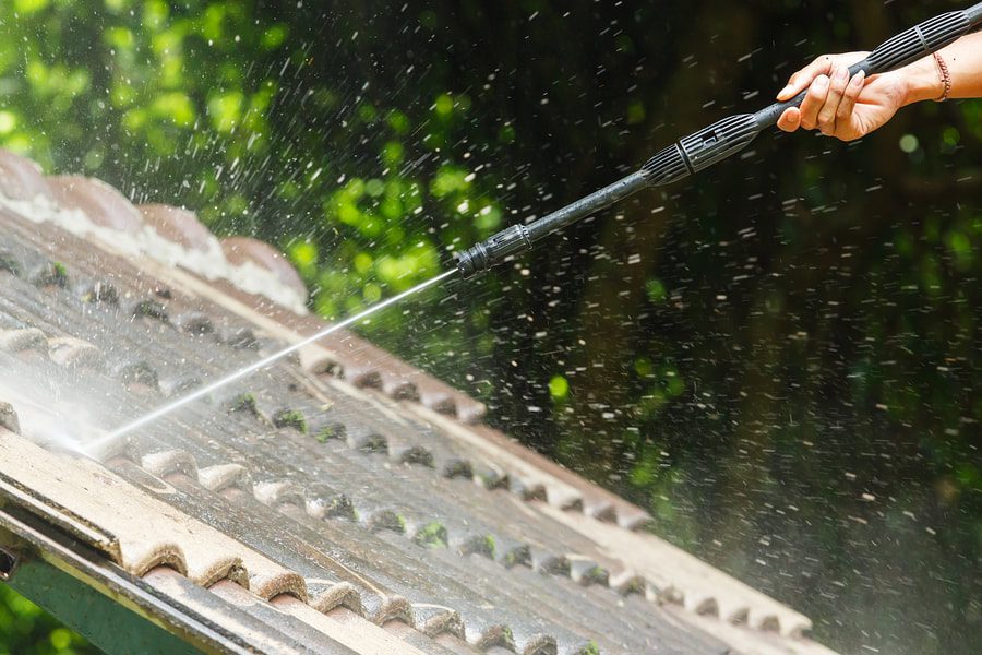 6 Reasons You Should be Looking for Roof Cleaning in London