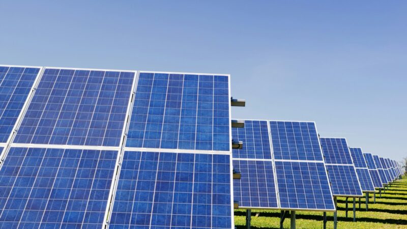 The Problem with Residential Solar Panels is Not a Problem at All 0 (0)